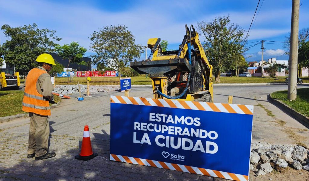 ALIANZA ESTRATÉGICA ENTRE LA MUNICIPALIDAD DE SALTA Y AGUAS DEL NORTE PARA AGILIZAR LA REPARACIÓN DE BACHES EN LA CIUDAD