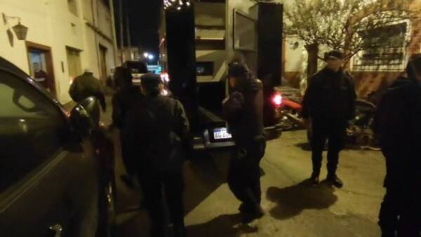 Impactante megaoperativo en Salta Capital: demoraron a 18 trabajadores sexuales en plena zona roja