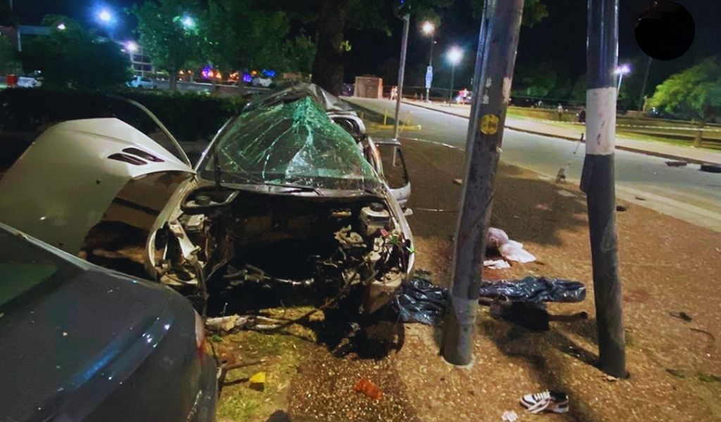 Le habían retirado la licencia y tenía multas por exceso de velocidad: Mató a una mujer ya su hija