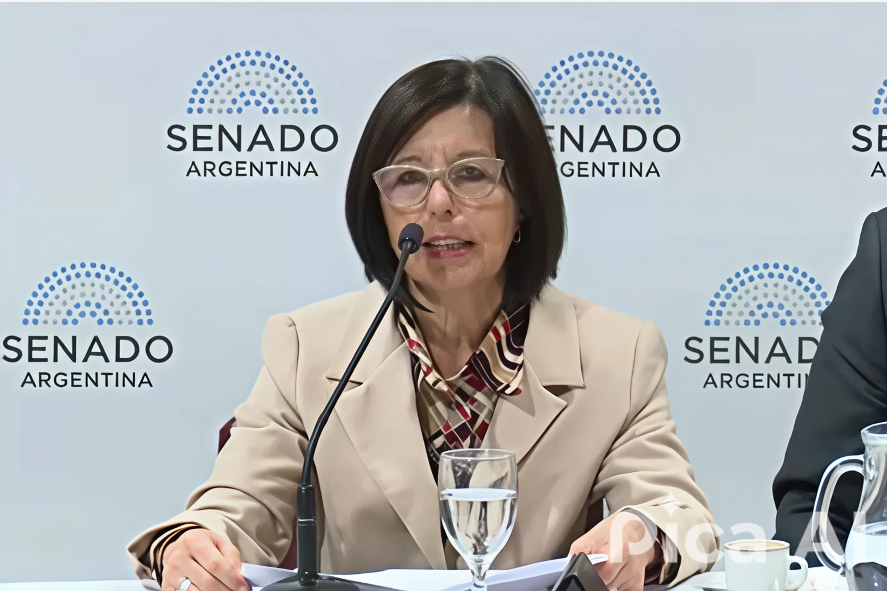 “Mientras Milei se ríe, millones sufren”: Nora Giménez fulminó al Presidente tras su entrevista maratónica