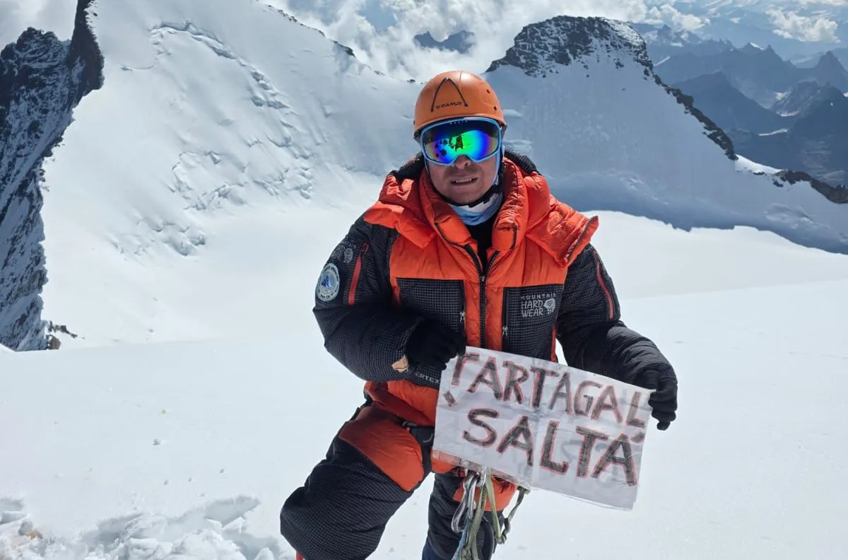 Salta en lo más alto de la tierra: Un tartagalense llegó a la cumbre del Himalaya con el Ejército Argentino