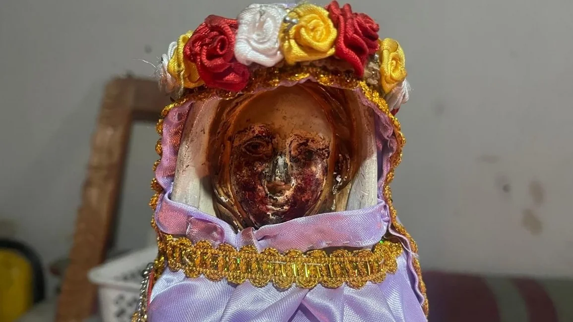 ¿MILAGRO EN SALTA? CONMOCIÓN POR LA IMAGEN DE LA ROSA MÍSTICA QUE HABRÍA VUELTO A LLORAR LÁGRIMAS DE SANGRE