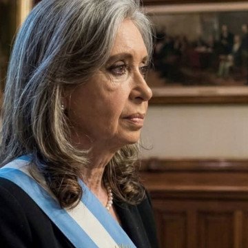 ¿VUELVE CRISTINA? 